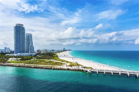 hotels near washington avenue miami.